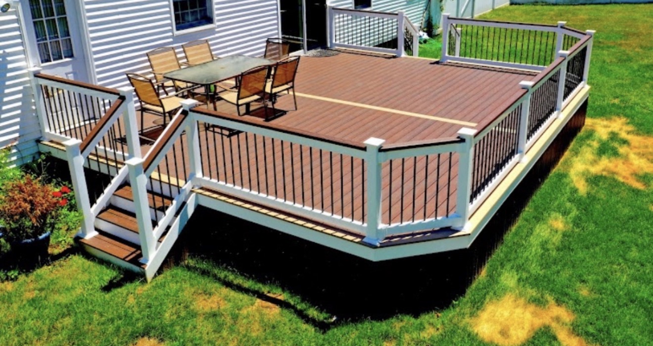 Custom deck built by Inspire Contracting